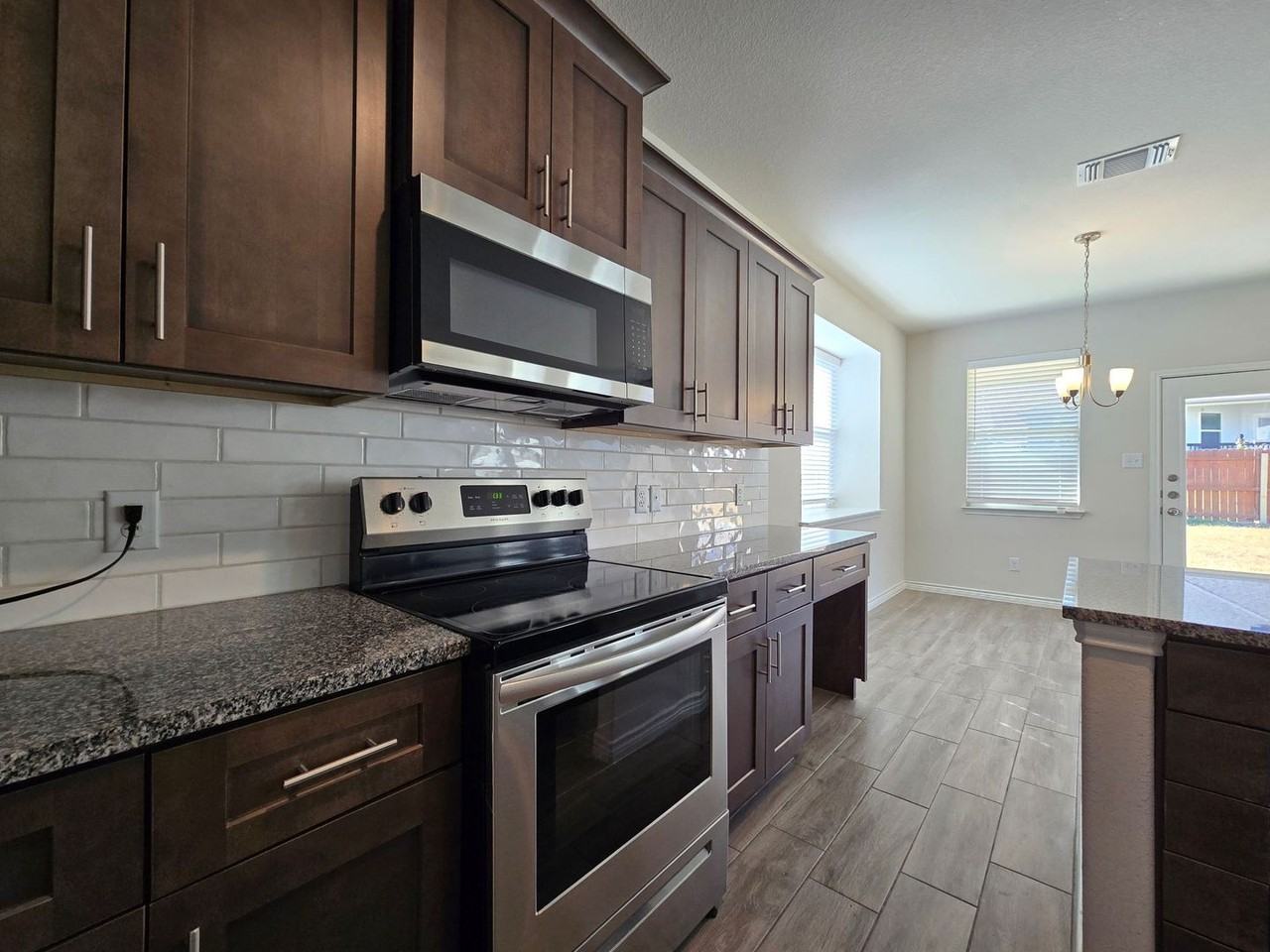 6304 Cordillera Dr - Photo 3 of 38