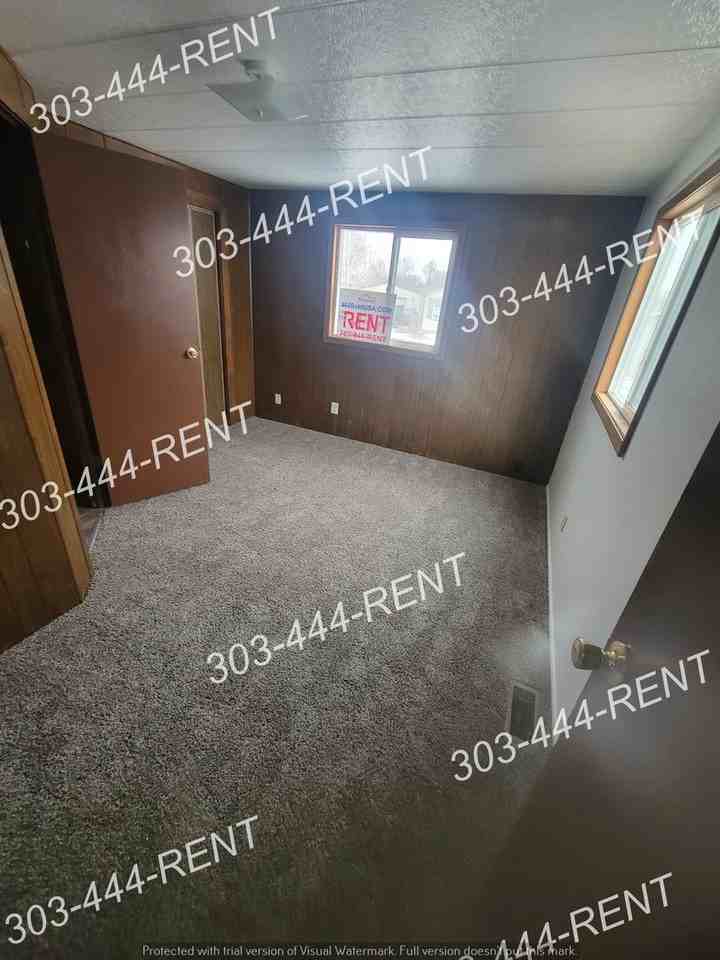 219 Balsam St - Photo 3 of 8