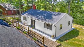 440 Redbud Ln - Photo 1 of 1