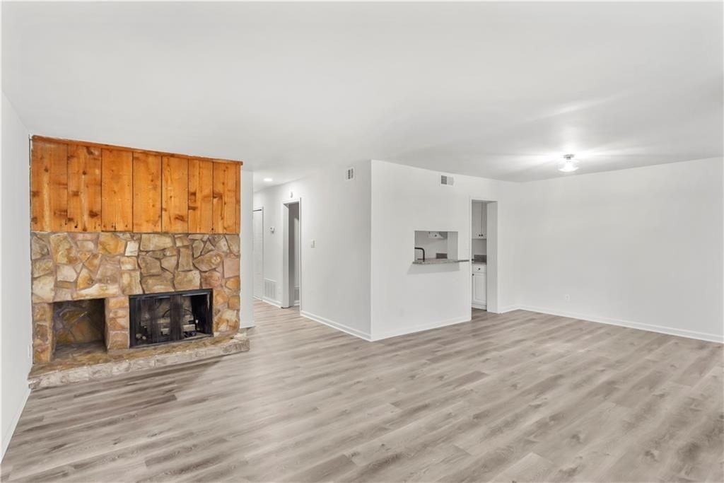 4705 Mariners Way - Photo 2 of 15