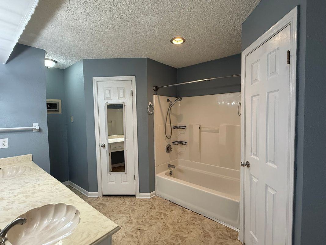 12539 F Bar Dr - Photo 2 of 23