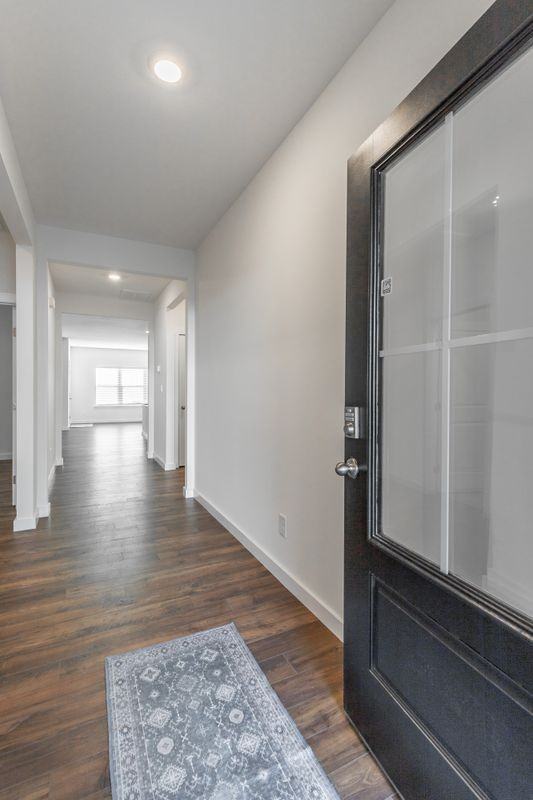 3226 Highline Dr - Photo 2 of 29