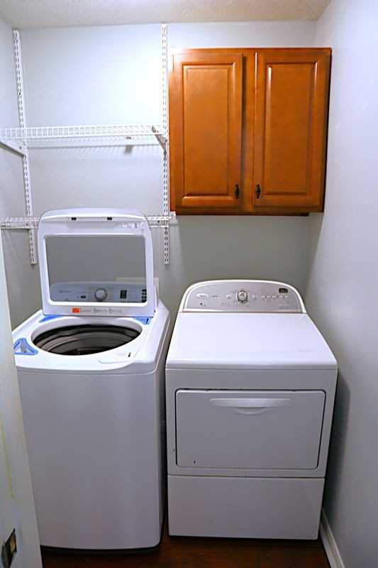 3900 Bronson Ln - Photo 2 of 35