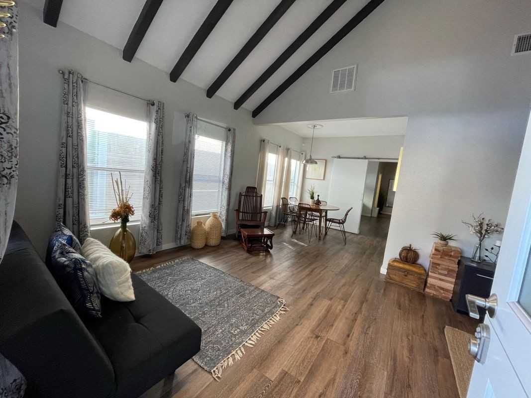 336 Magnolia Ave ##A - Photo 4 of 10