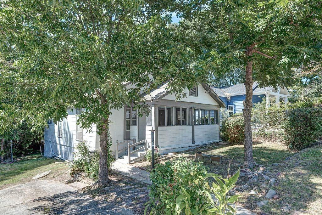184 Dahlia Ave Nw - Photo 2 of 28