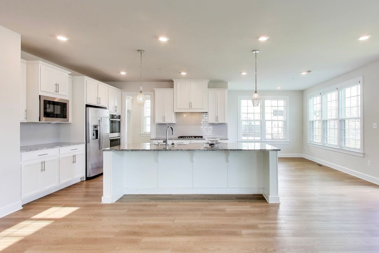 21905 Woodcock Way - Photo 3 of 50