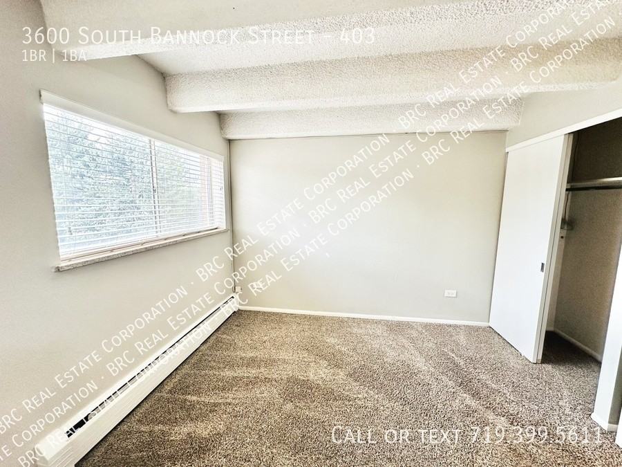 Sky Plaza - Photo 2 of 8