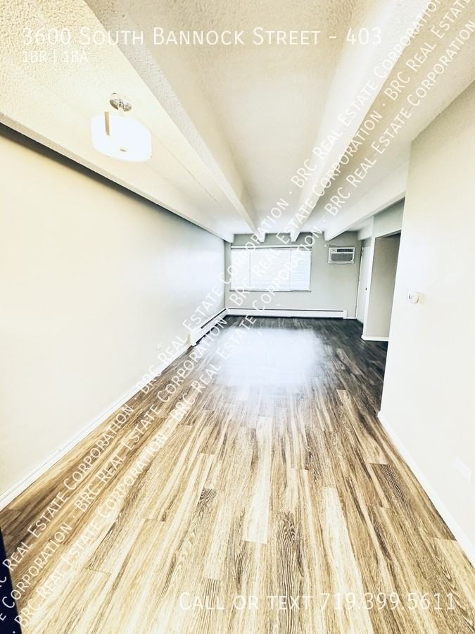 Sky Plaza - Photo 5 of 8