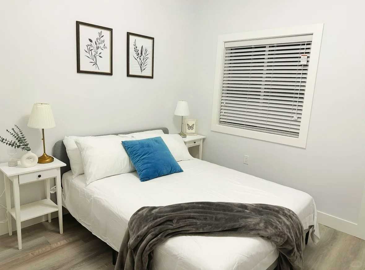 McKay Ave & Imperial St - Photo 4 of 7