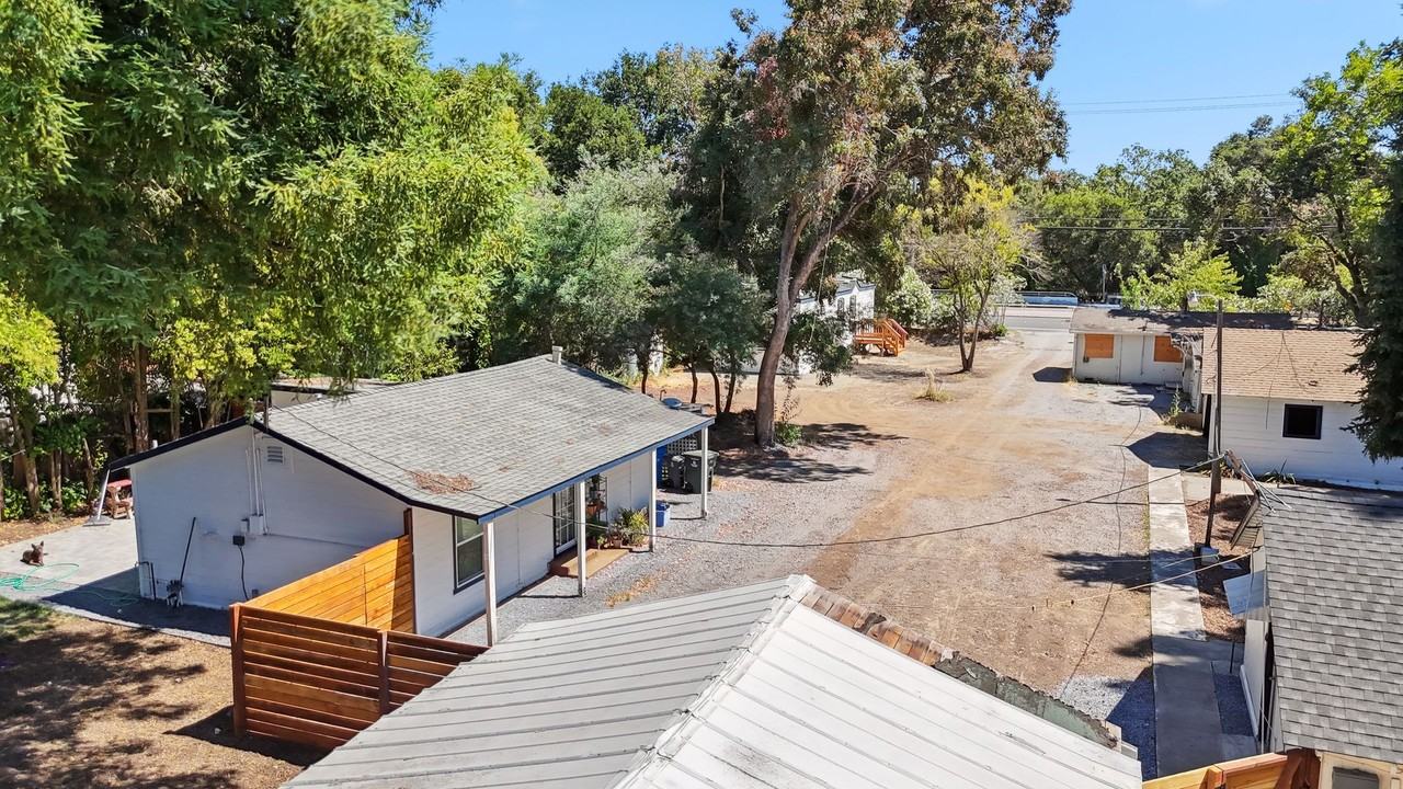 2291 Guerneville Rd - Photo 3 of 11