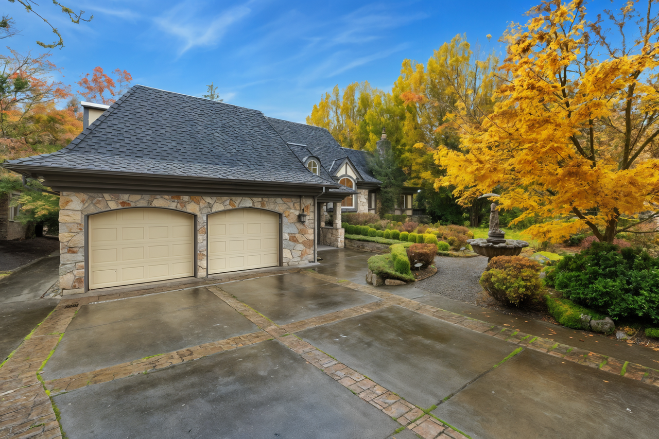 218080 Northeast 29th Street - Photo 3 of 31