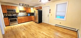 51 North Champlain St - Photo 1 of 1