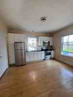 featured image of 33 Pine St