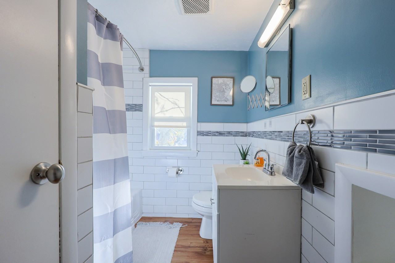 133 Bussey Street #2 - Photo 3 of 19