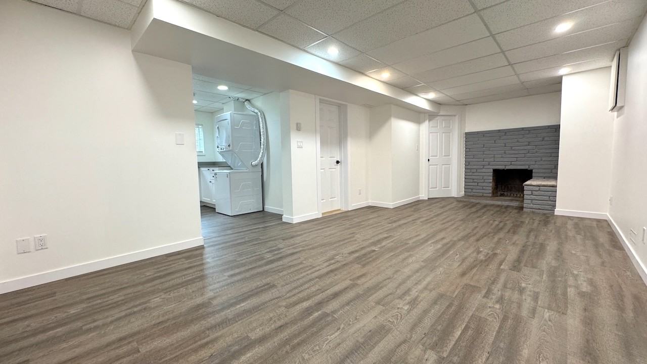 1371 17th Street East - Photo 4 of 11