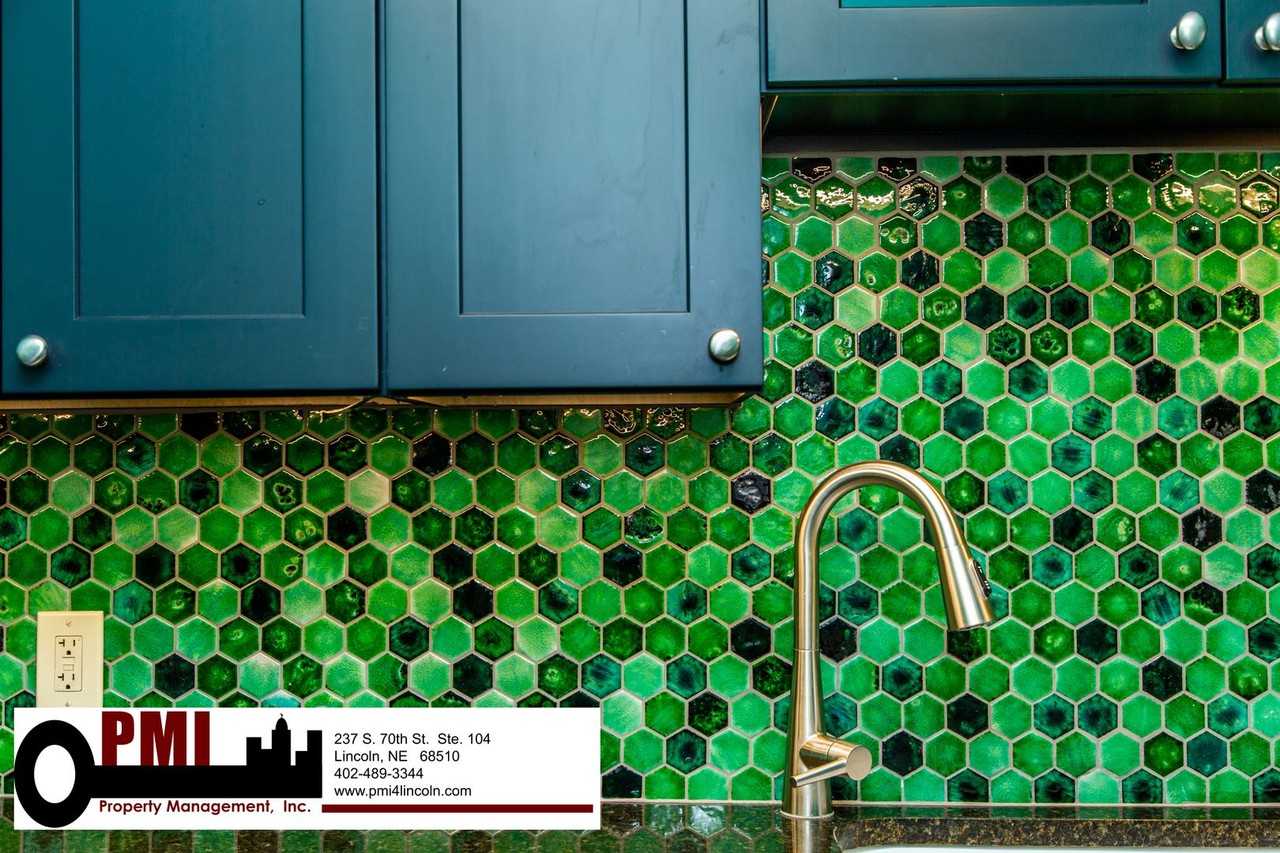 1630 H Street - Photo 7 of 37