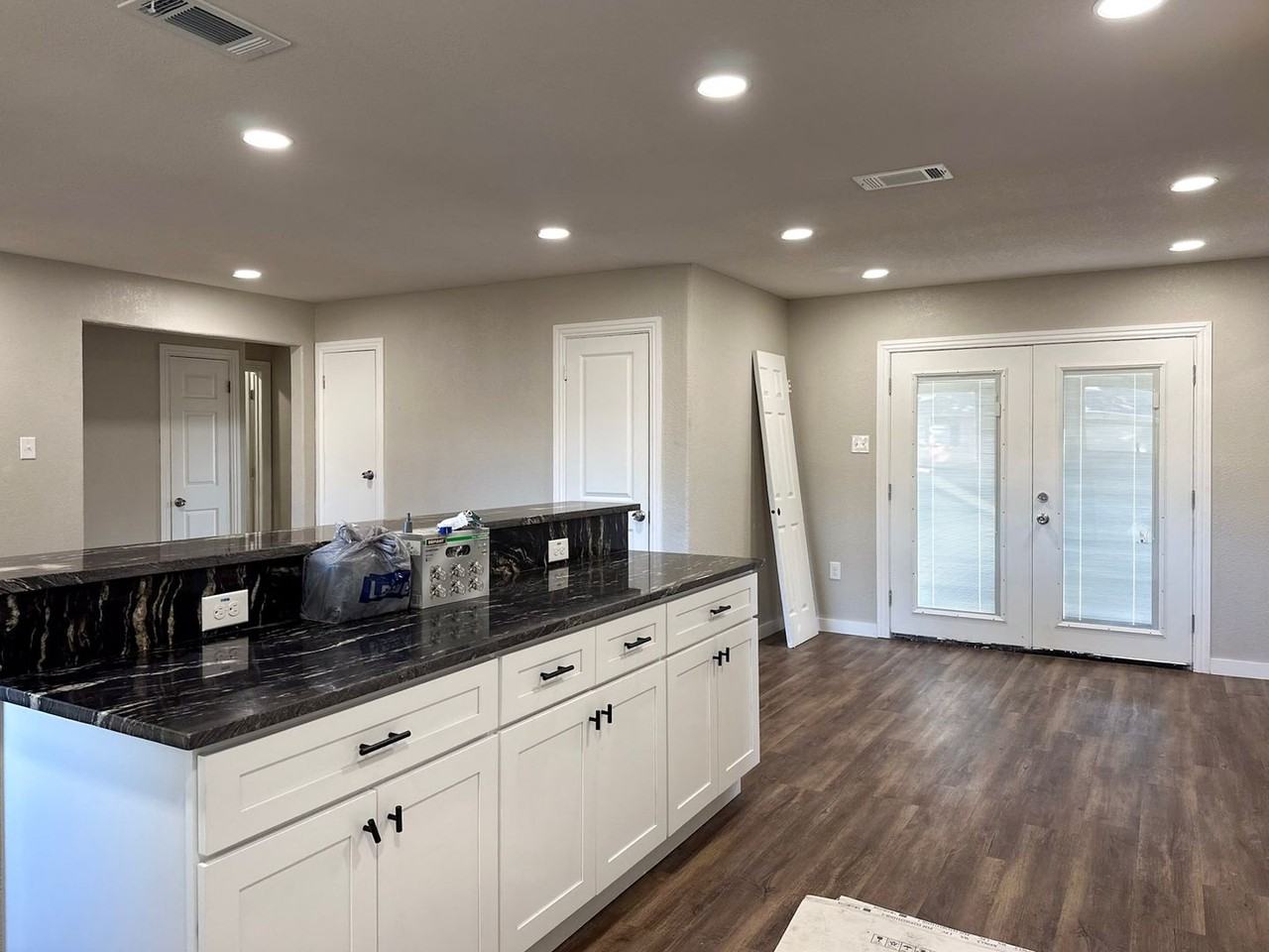 58342 West 11th Street - Photo 5 of 15