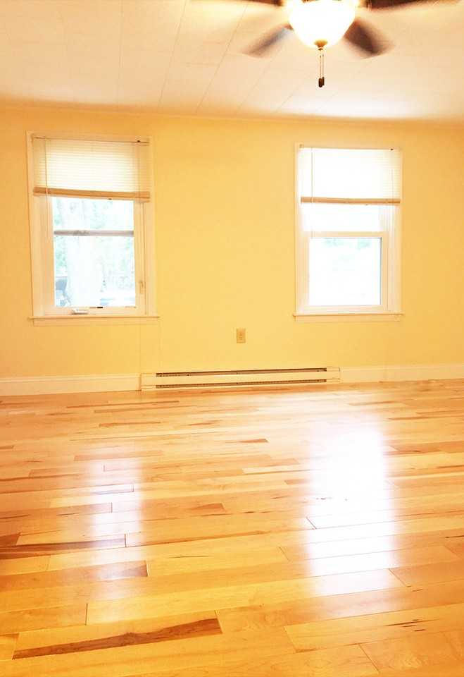 80 Marble Avenue - Photo 3 of 7