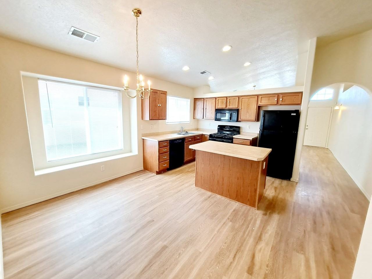 680 Blue Sage Ave Sw - Photo 6 of 36