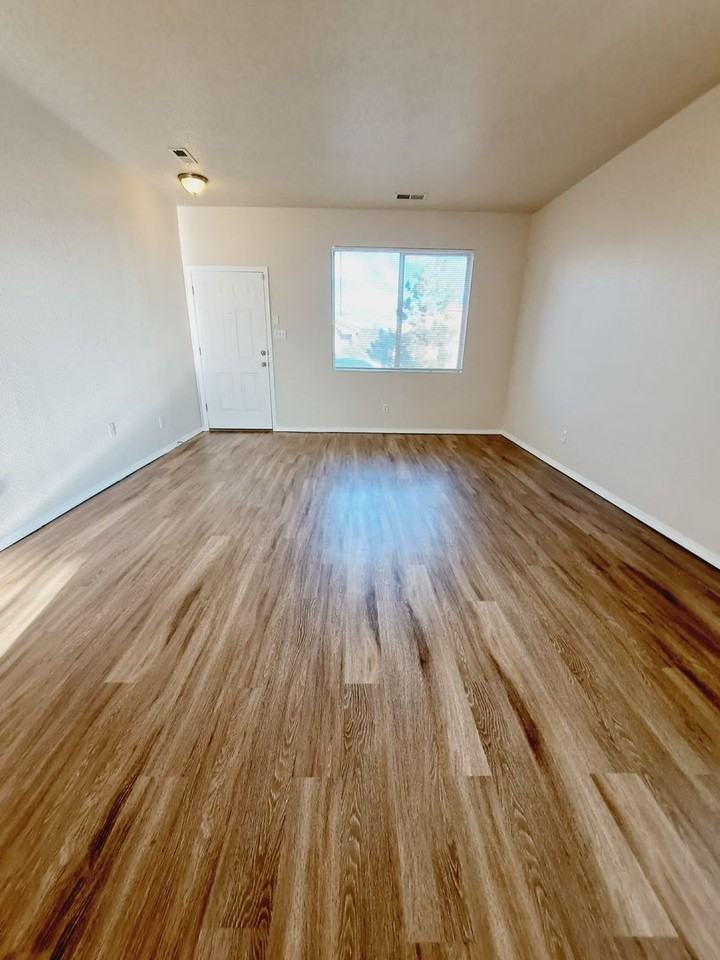 841 Prairie Sage Street - Photo 5 of 47