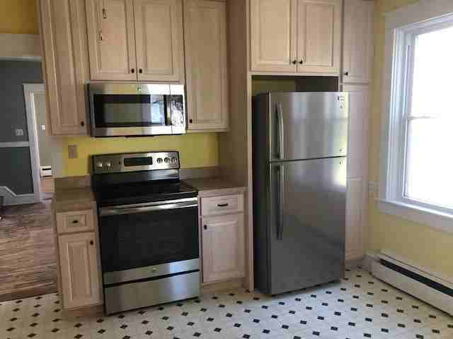 1359 W Main St - Photo 7 of 15