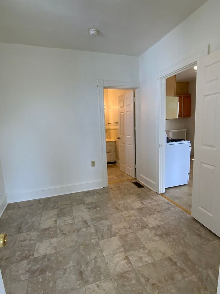 850 Highland Ave - Photo 7 of 15