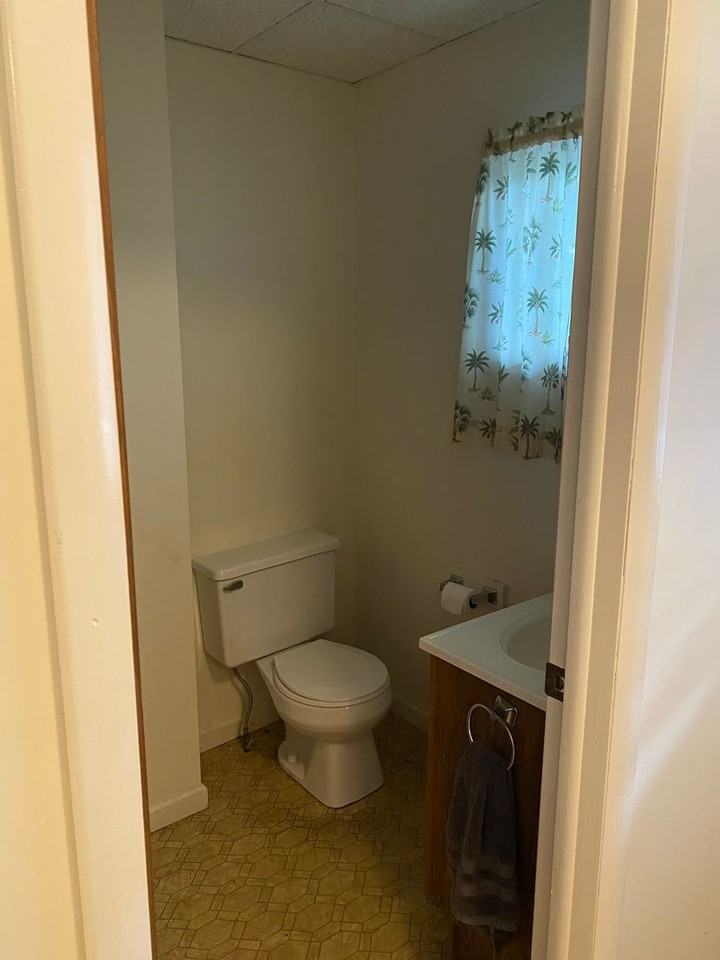 112 S Fayette St - Photo 7 of 14