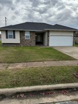 630 N Cottonwood Ave - Photo 1 of 1