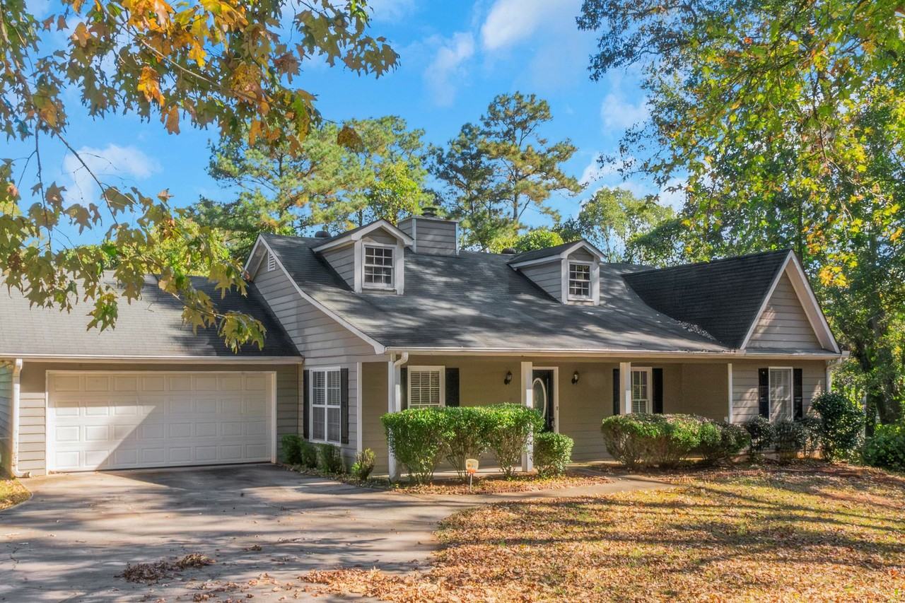 30 Oaklake Ct - Photo 2 of 32