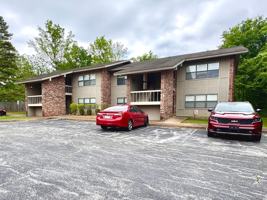 featured image of 1520 E Boswell St