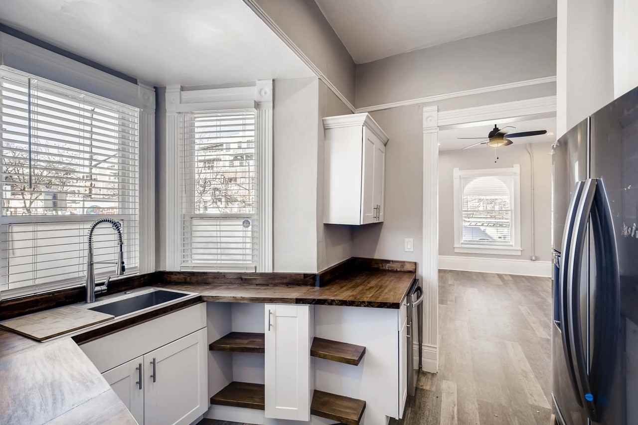 1702 Walnut St - Photo 2 of 11