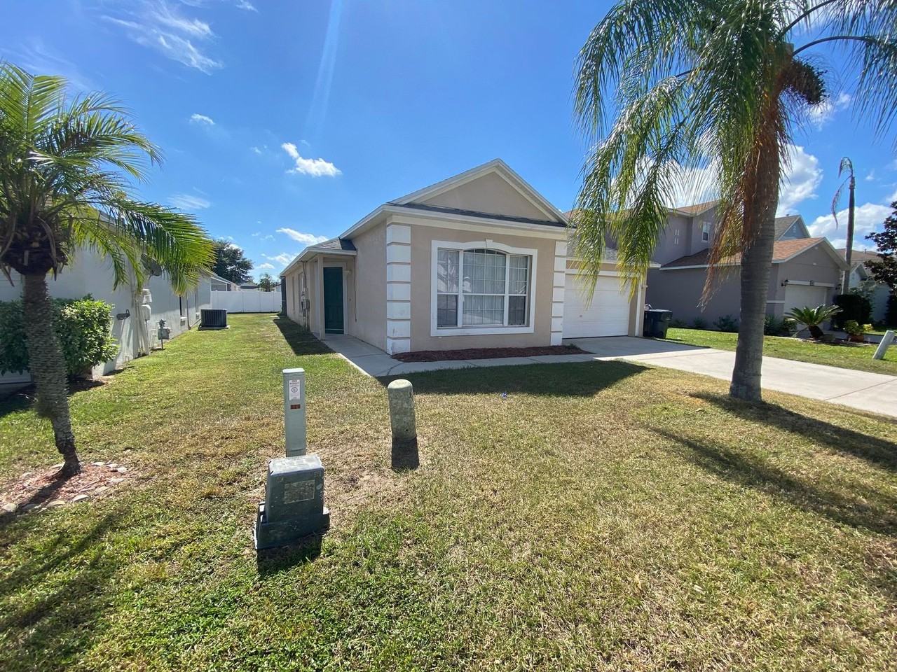 335 Sonja Cir - Photo 2 of 27