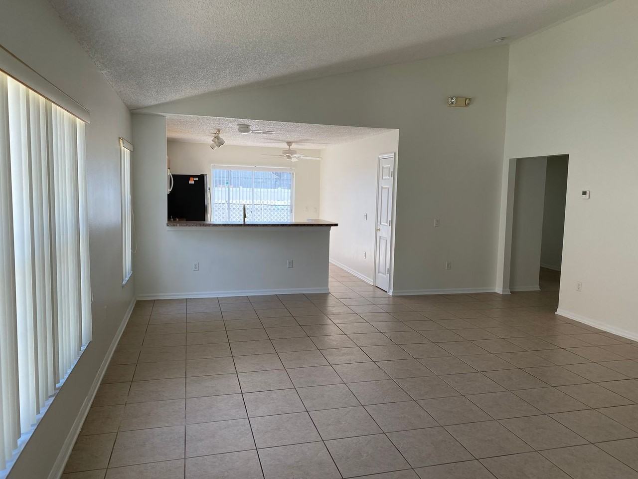 335 Sonja Cir - Photo 6 of 27