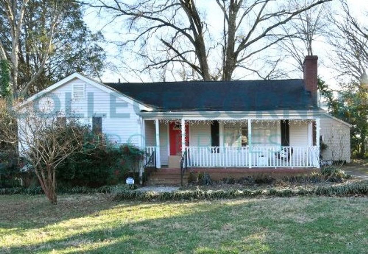 1226 Brookwood Dr - Photo 2 of 25