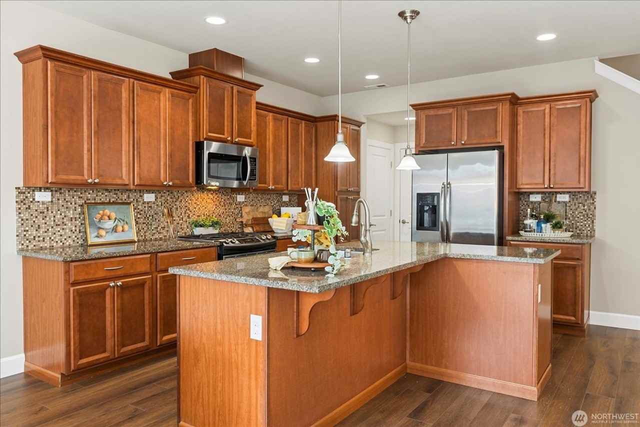 1532 145th Pl Sw - Photo 3 of 25