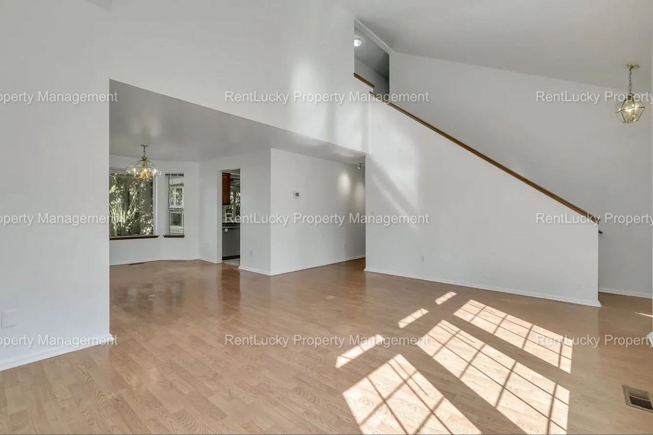 2610 South 355th Place - Photo 7 of 35