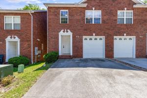 featured image of 814 Blue Spruce Way