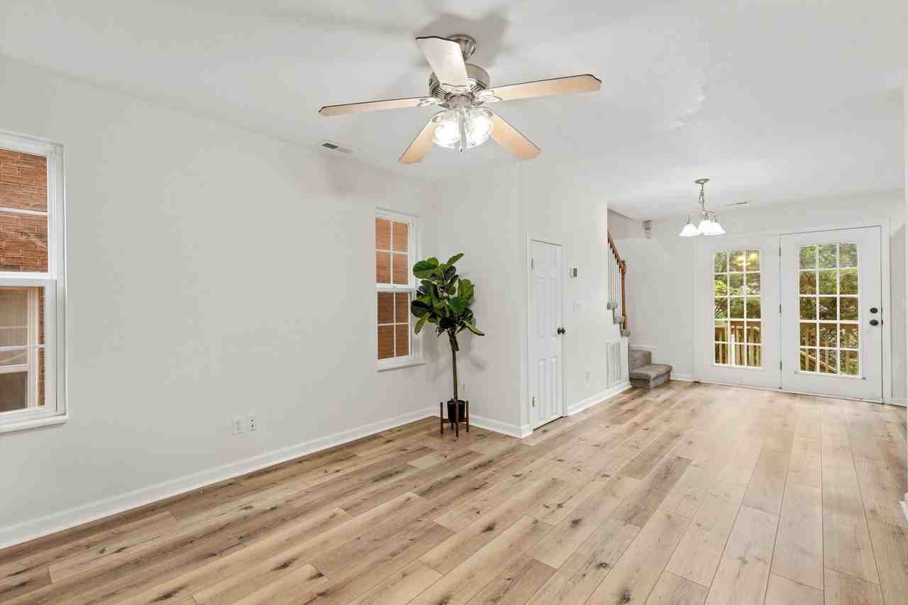 814 Blue Spruce Way - Photo 7 of 25