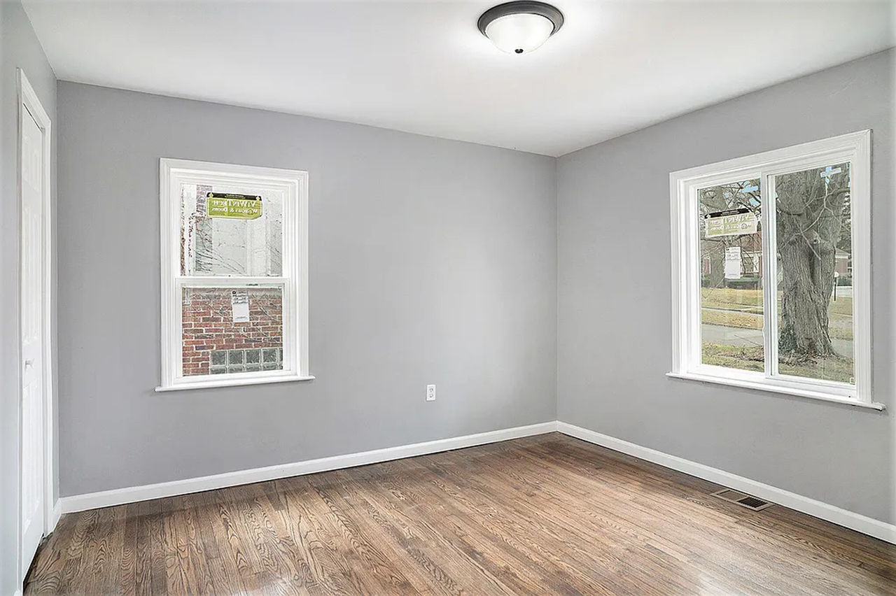 3631 Van Buren St - Photo 3 of 9