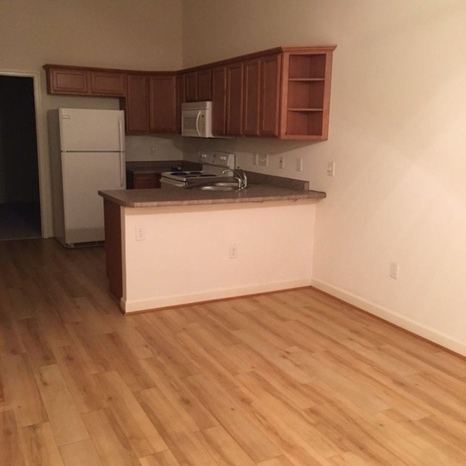 914 Brawley School Rd Unit B - Photo 6 of 6