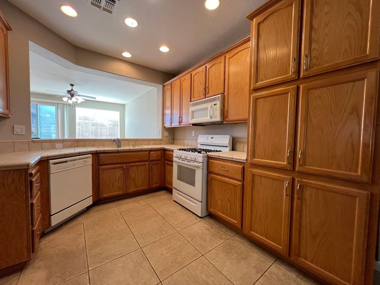 10764 Bouchet Way - Photo 2 of 11