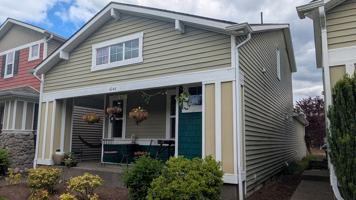 featured image of 4244 Edgewater Blvd Ne