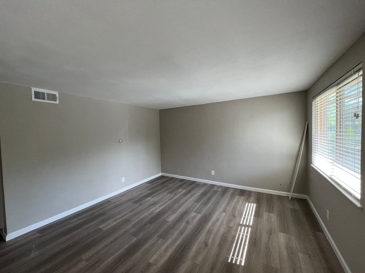 1950 Beeler St - Photo 7 of 16