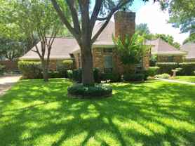 1115 Mesa Verde Dr - Photo 1 of 1