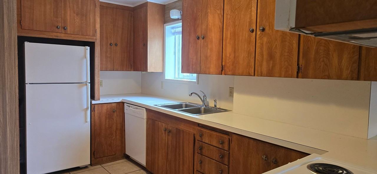 123 W Railroad Ave #3 - Photo 6 of 24