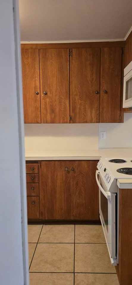 123 W Railroad Ave #3 - Photo 7 of 24