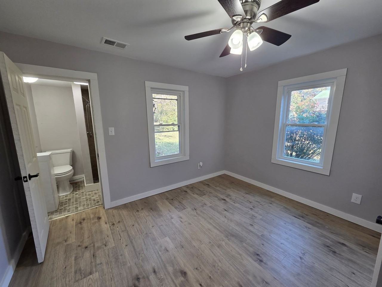 1663 Keeble Street - Photo 6 of 13