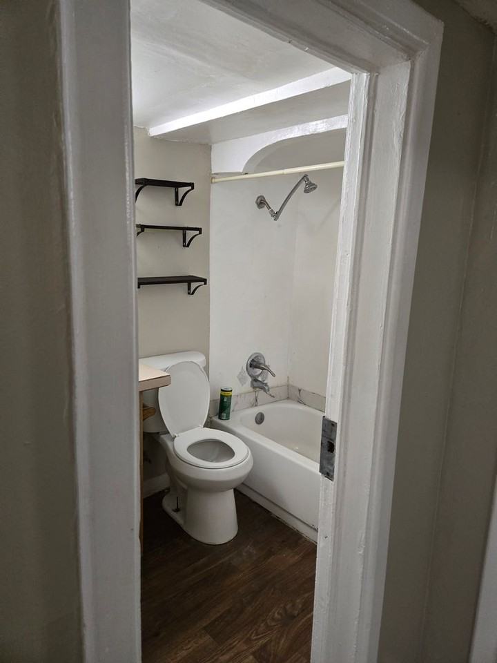 667 30th St. - Photo 6 of 22