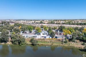 featured image of 3375 Glenarm Rd