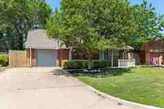 4013 Southwest Sunflower Lane - Photo 1 of 1